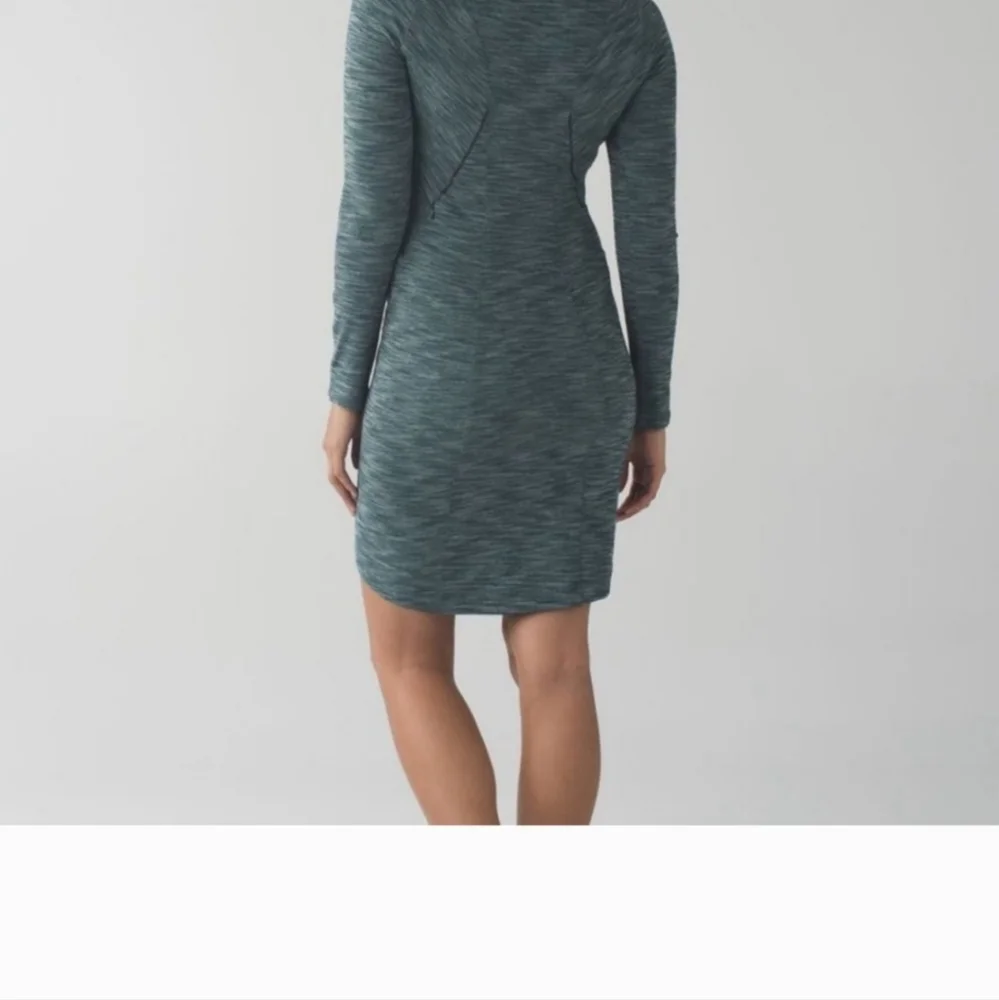 Lululemon "And Where-to dress" - Picture 2 of 7